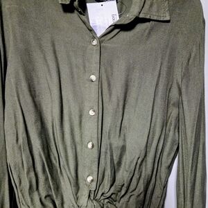 Style House Olive Green Button-Down Women's Shirt New With Tags